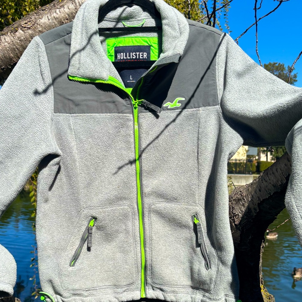 Hollister Full Zip Grey w Neon Green Accents Fleece Faux Fur Sweatshirt L